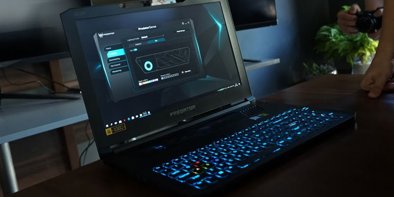 predator triton 700 1