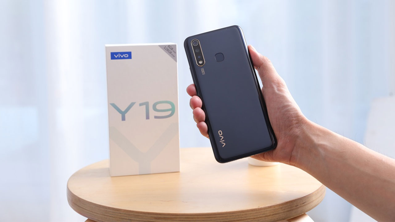 https://www.droidlime.com/wp-content/uploads/2019/12/vivo-Y19-Promo-1.jpg